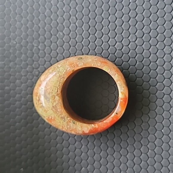 Vintage Chinese Natural Hetian Jade Nephrite Carved Ring Size 5 - Picture 3 of 6